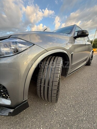 BMW X5-8