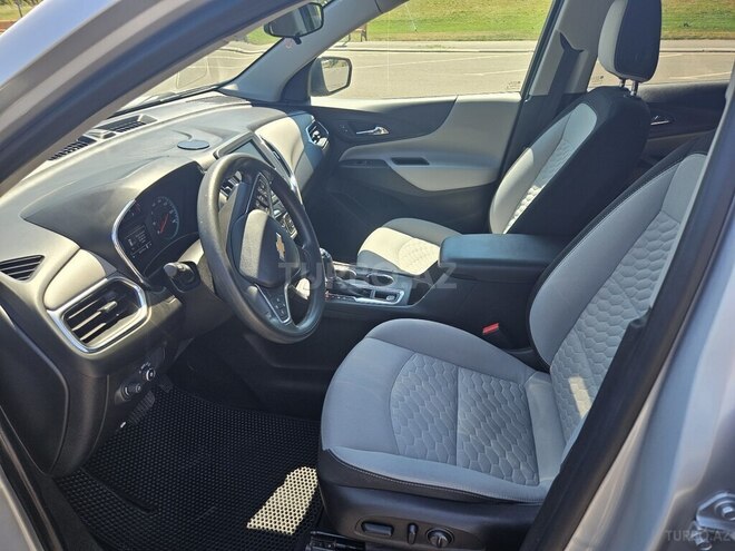 Chevrolet Equinox-10
