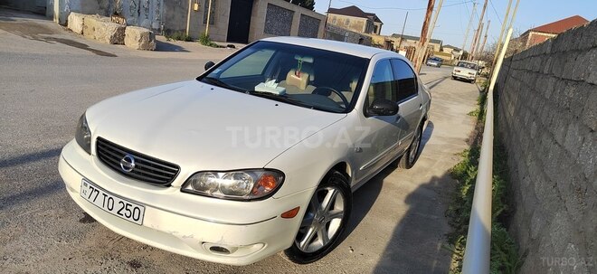 Nissan Maxima-9