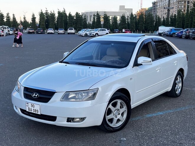 Hyundai Sonata-1