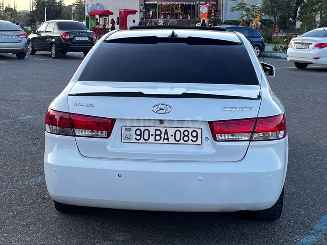 Hyundai Sonata-8
