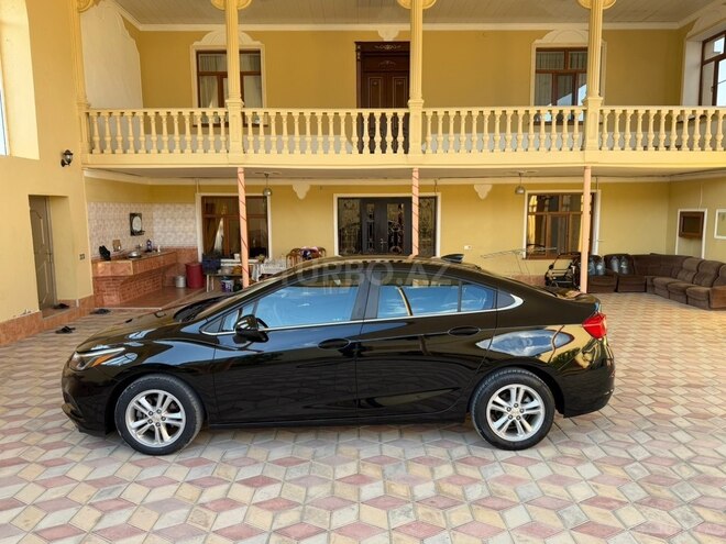 Chevrolet Cruze-3