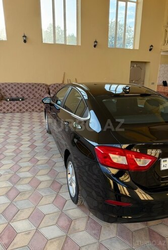 Chevrolet Cruze-6