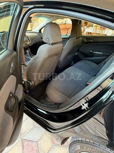 Chevrolet Cruze-13