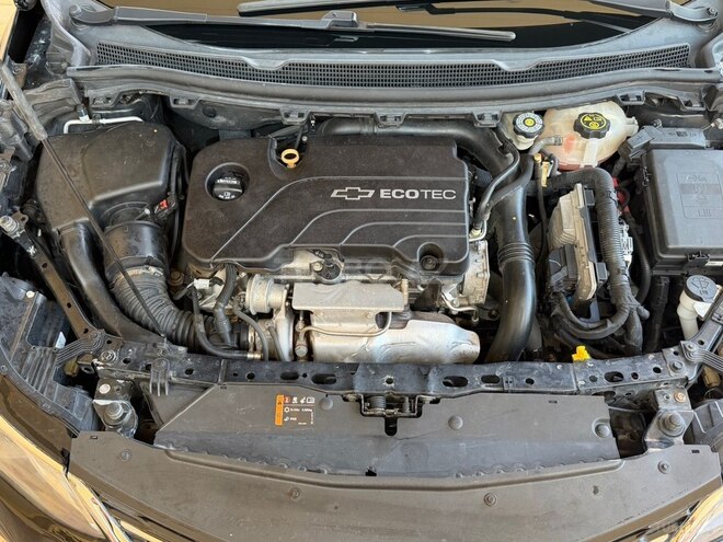 Chevrolet Cruze-9