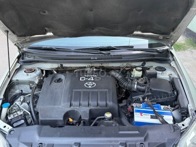 Toyota Corolla-10