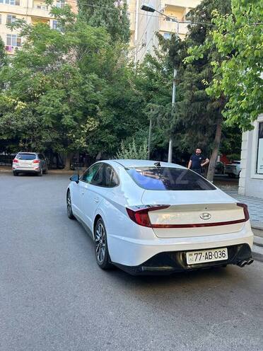 Hyundai Sonata-9