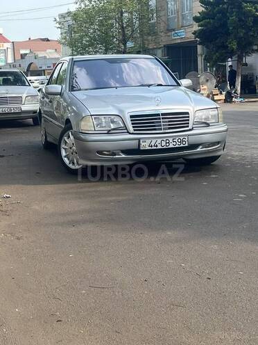 Mercedes C 180-11