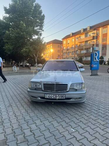 Mercedes C 180-16