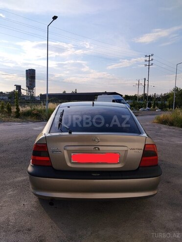 Opel Vectra-2