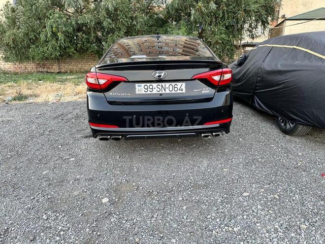 Hyundai Sonata-2