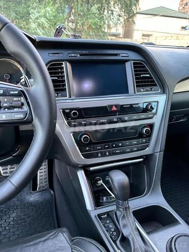 Hyundai Sonata-8