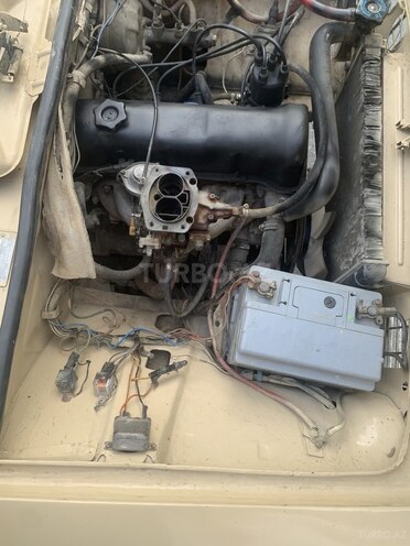 LADA (VAZ) 21011-12