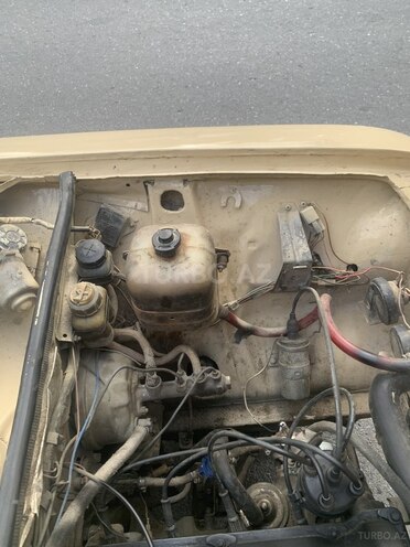 LADA (VAZ) 21011-13