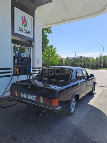 GAZ 3102 "Volga"-7