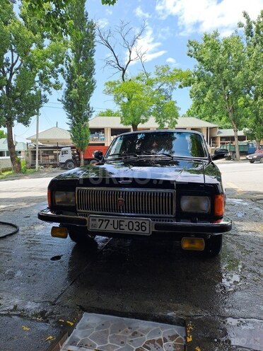 GAZ 3102 "Volga"-4