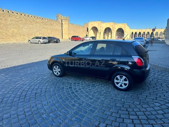 Kia Rio-4