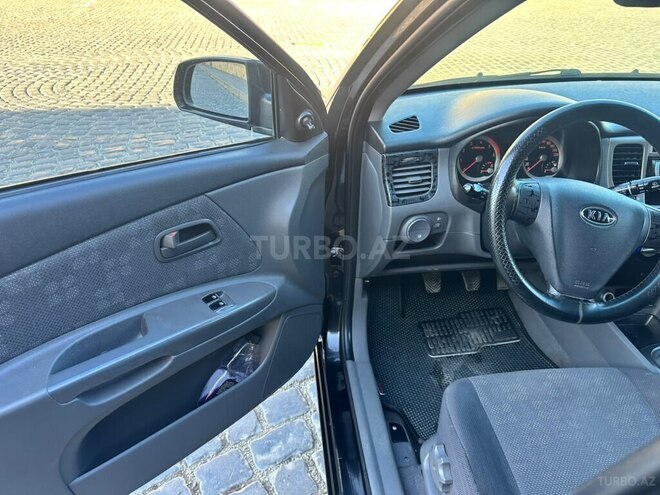 Kia Rio-16