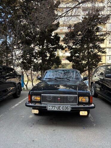 GAZ 3102 "Volga"-1