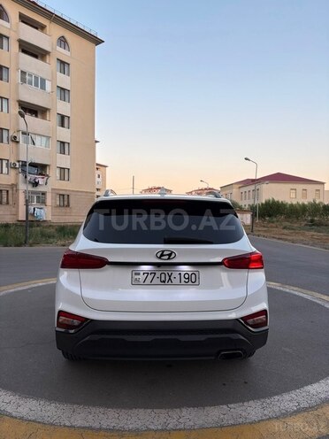 Hyundai Santa Fe-2