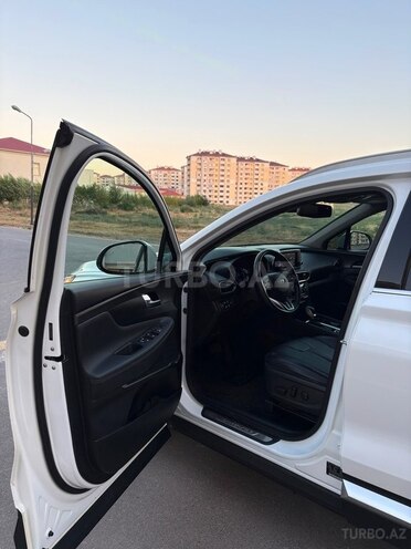 Hyundai Santa Fe-5