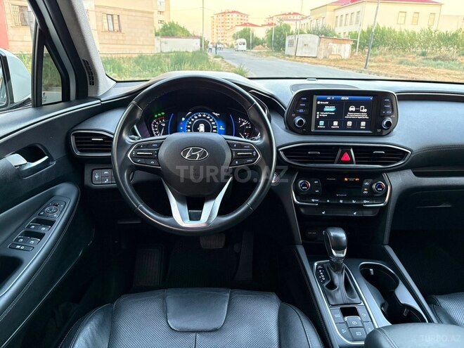 Hyundai Santa Fe-8