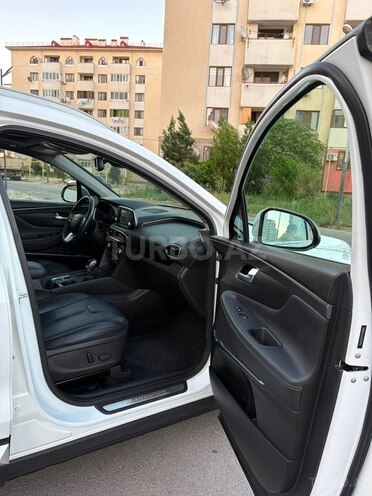 Hyundai Santa Fe-11