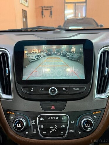 Chevrolet Malibu-14