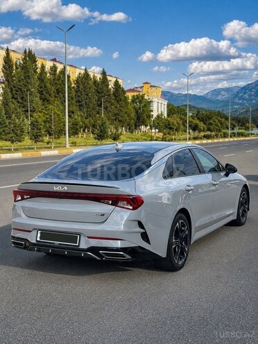 Kia K5-5