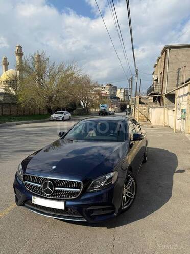 Mercedes E 300-1
