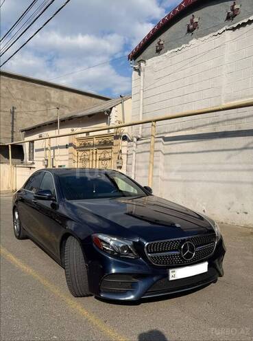 Mercedes E 300-2