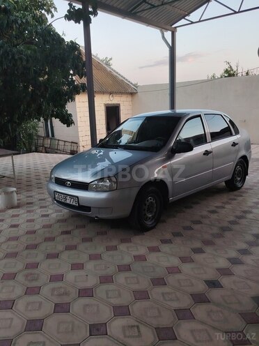 LADA (VAZ) 2107-2