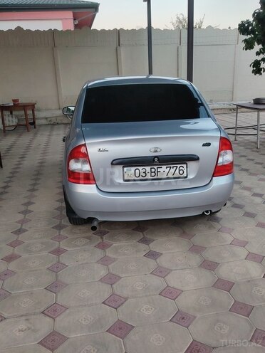 LADA (VAZ) 2107-4