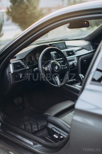 BMW 330-7