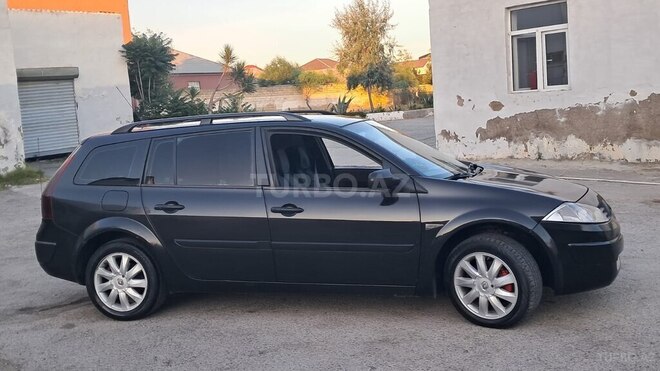 Renault Megane-6