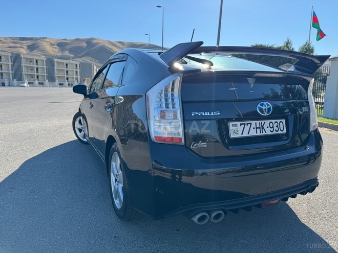 Toyota Prius-7