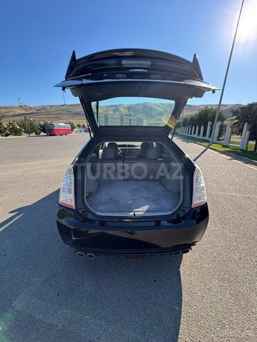 Toyota Prius-9