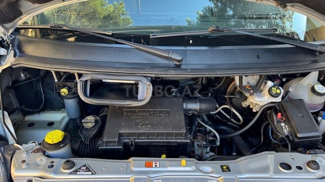 Ford Transit-11
