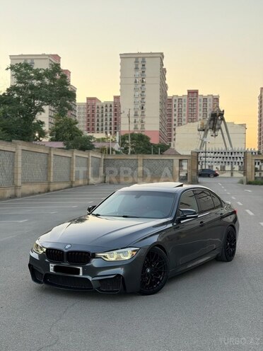 BMW 330-3