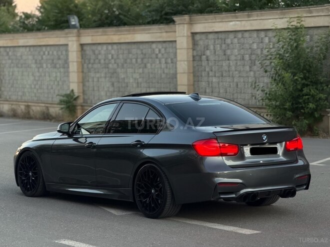 BMW 330-10