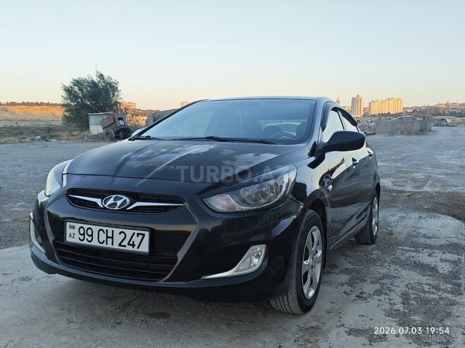 Hyundai Accent-1