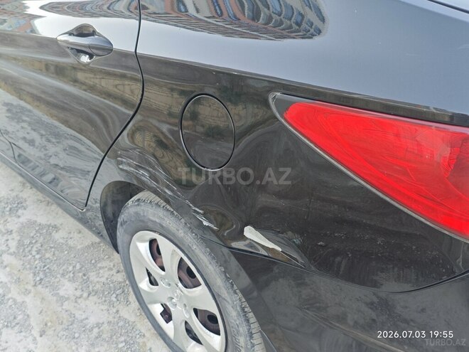 Hyundai Accent-8
