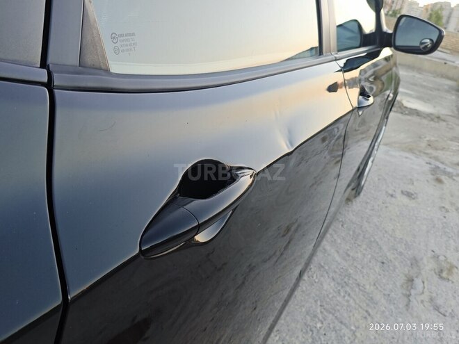 Hyundai Accent-10