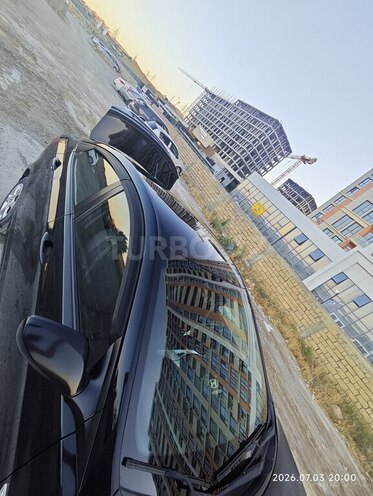 Hyundai Accent-17