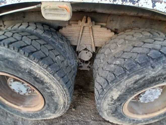 HOWO Sinotruk-11