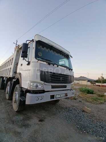 HOWO Sinotruk-12