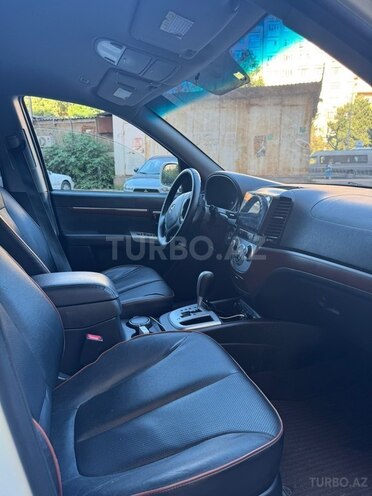 Hyundai Santa Fe-9