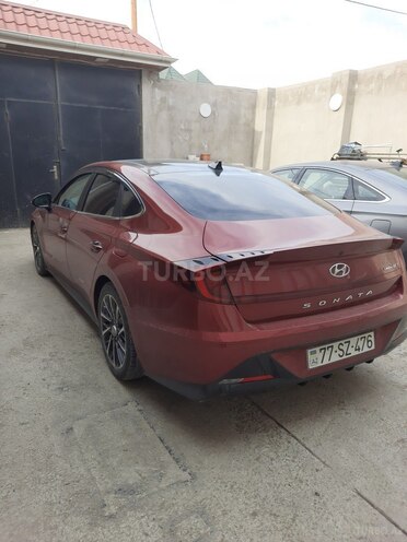 Hyundai Sonata-11