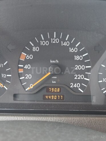Mercedes C 220-13