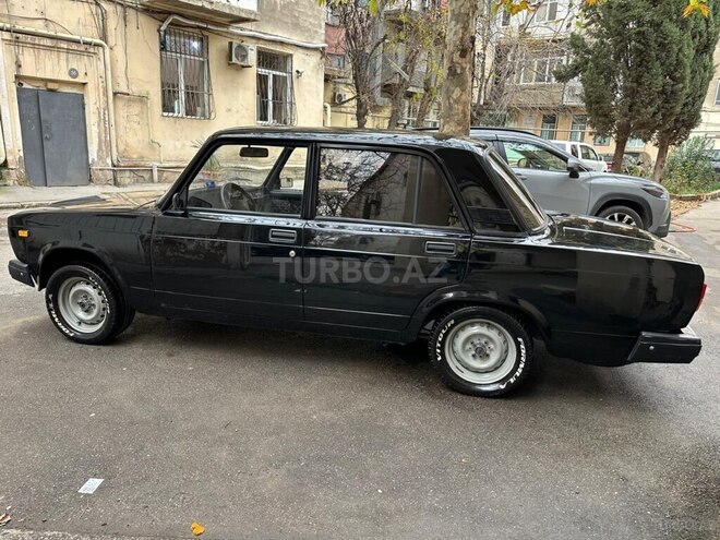 LADA (VAZ) 2107-5